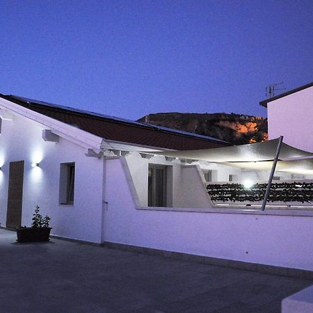 La Perla Amantea - Rooms & Apartaments Екстериор снимка