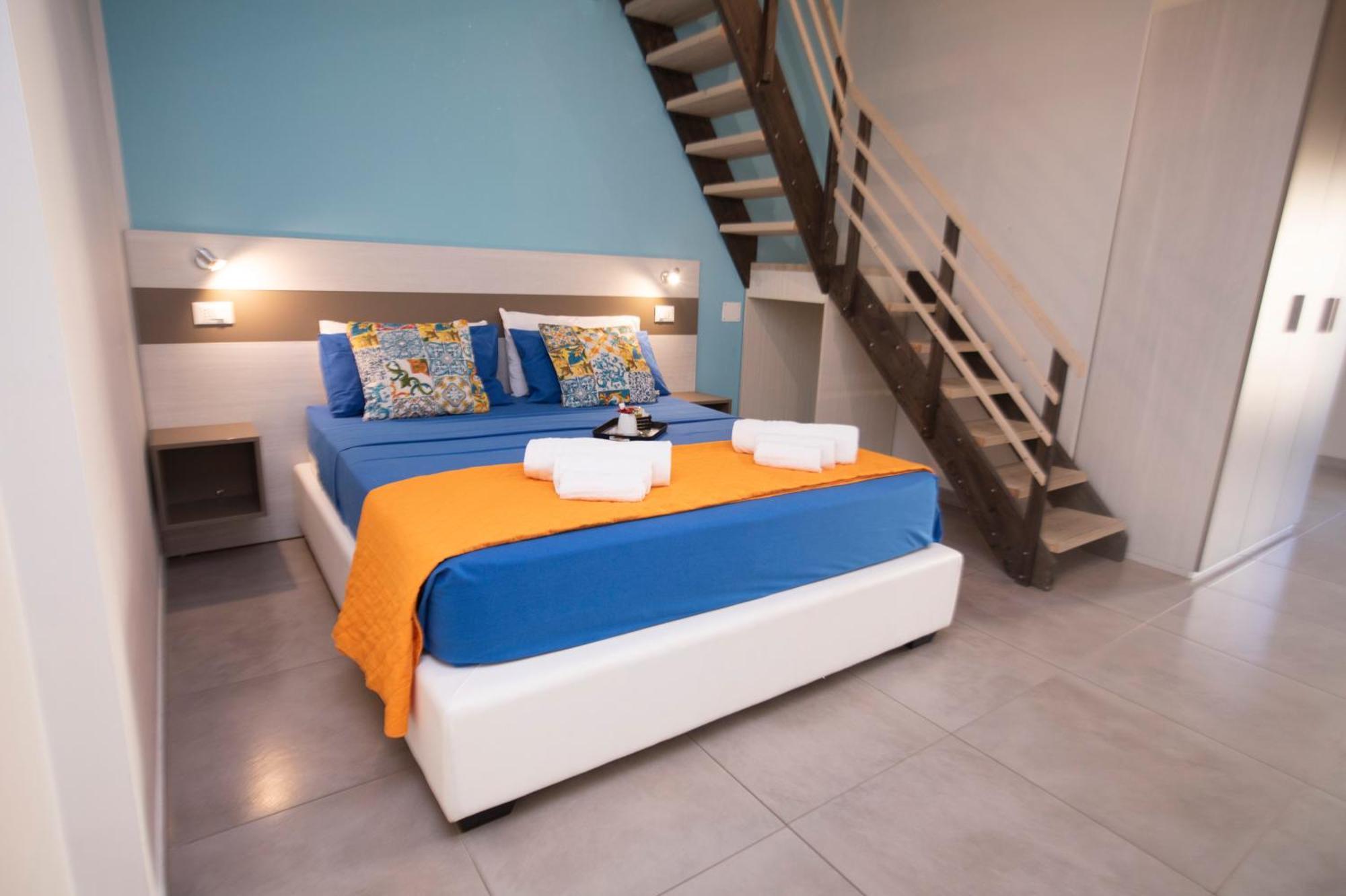 La Perla Amantea - Rooms & Apartaments Екстериор снимка