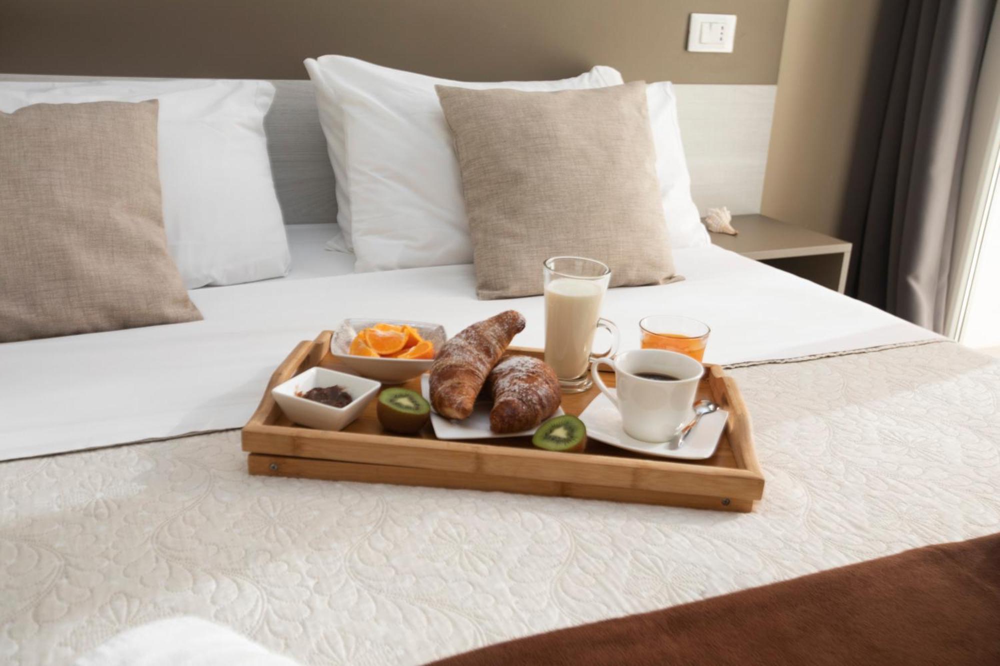 La Perla Amantea - Rooms & Apartaments Екстериор снимка