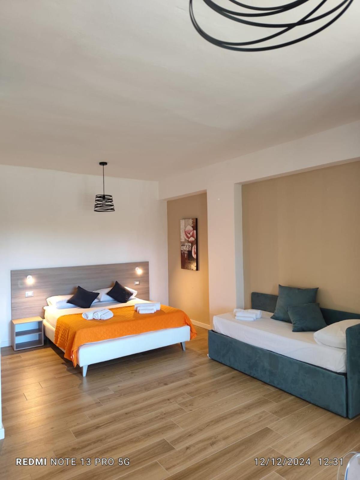 La Perla Amantea - Rooms & Apartaments Екстериор снимка